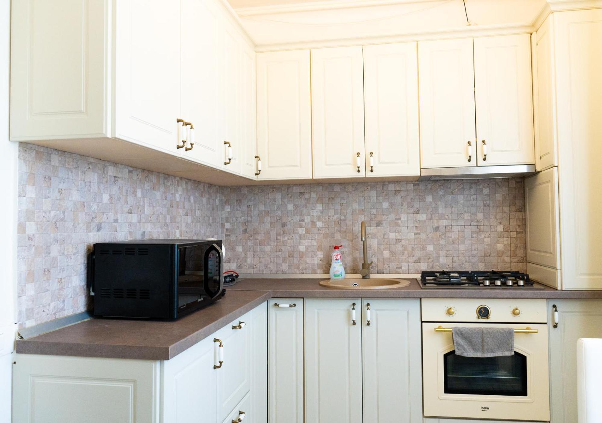Alexis Spacious Classic Apartment Mamaia Exterior photo
